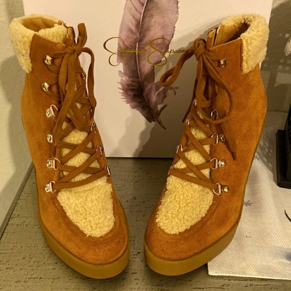 New Jessica Simpson Maelyn Platform Wedge Boot - Picture 5 of 9